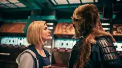 Доктор Кто (сериал 2005 – 2022) 13 сезон 1 серия